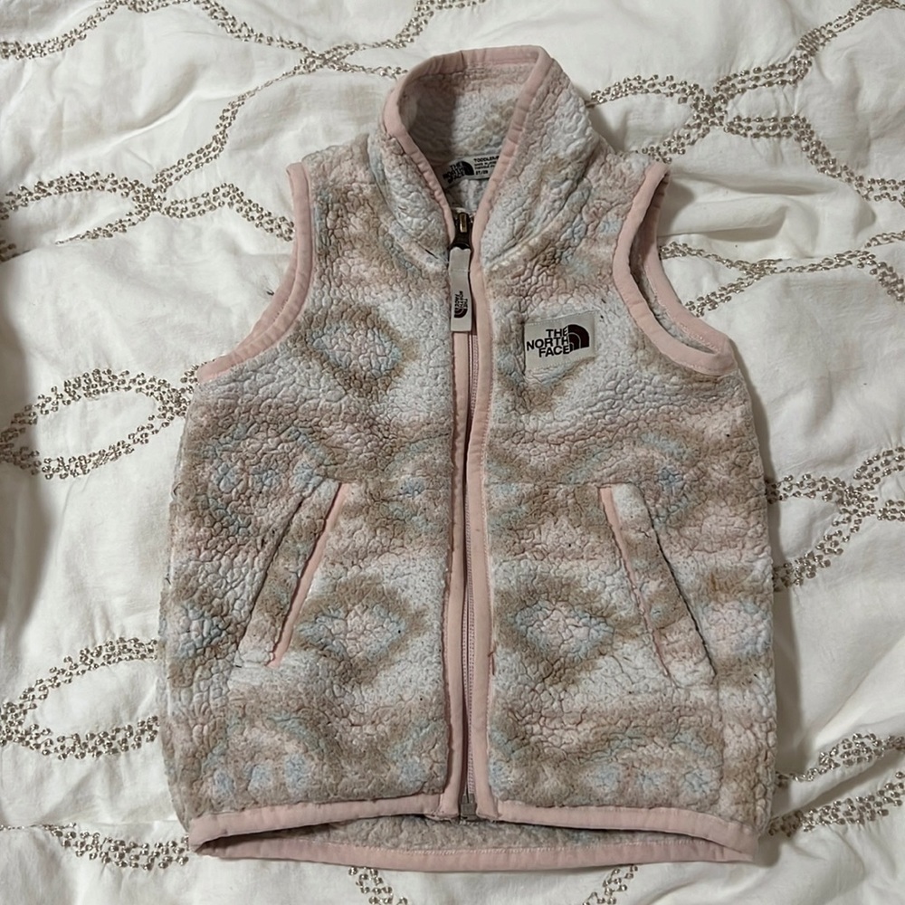 The Northface girls vest size 2T